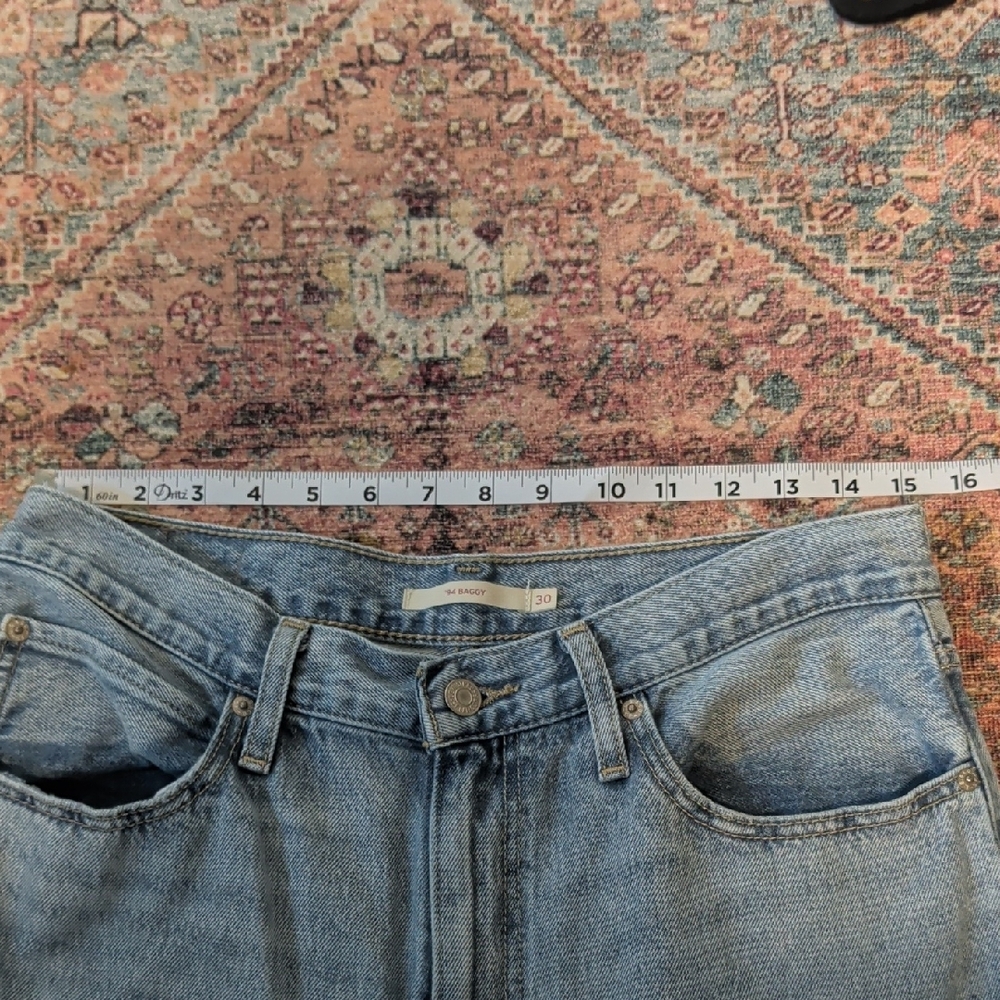 Levi's Classic Blue Jeans - Picture 4 of 7